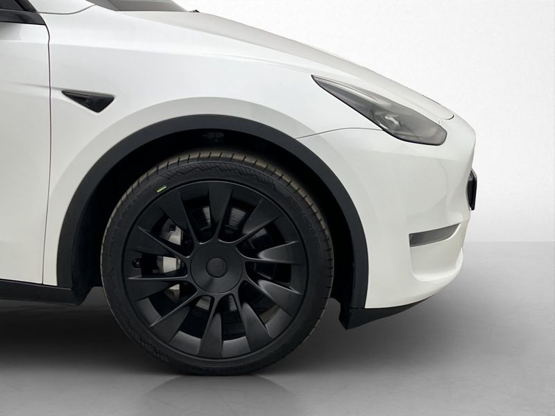 Tesla Model Y bild 34