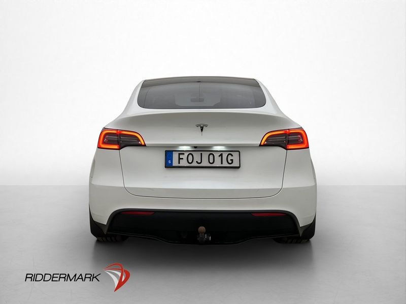 Tesla Model Y bild 8