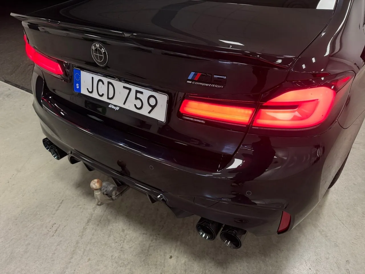 Vehicle image 20