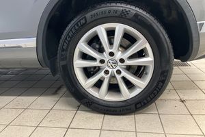 Volkswagen Touareg bild 17