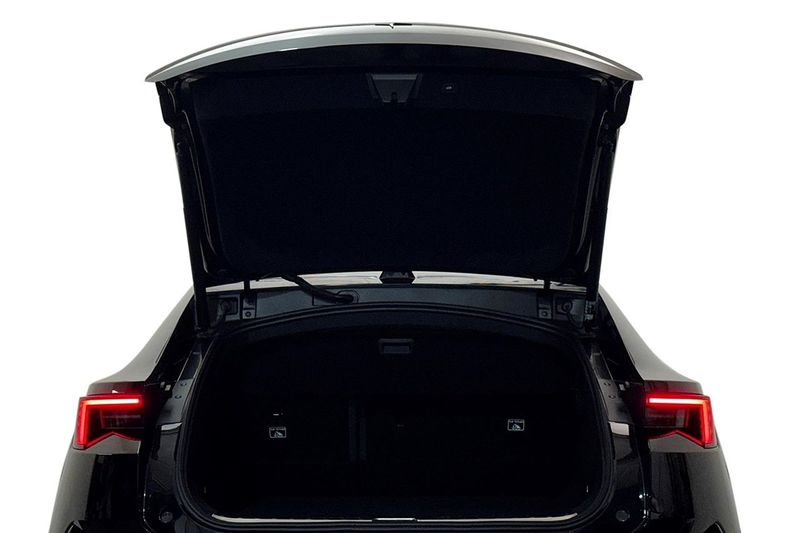 Polestar 4 bild 36