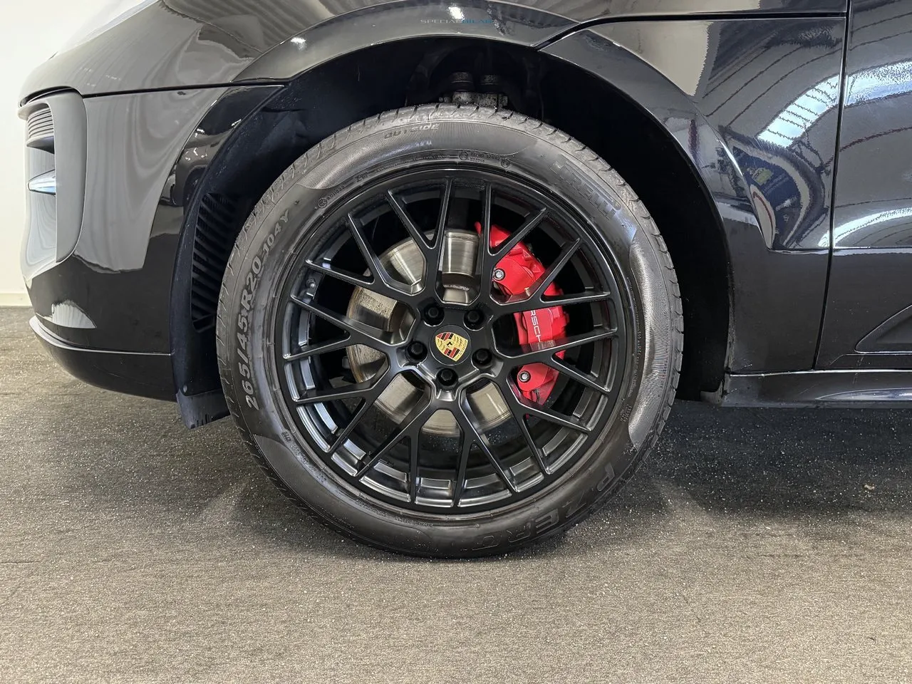 Vehicle image 22