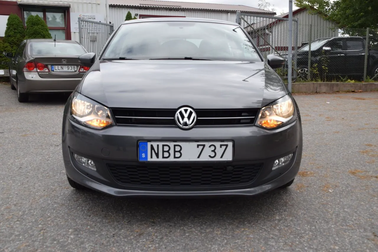 Vehicle image 1