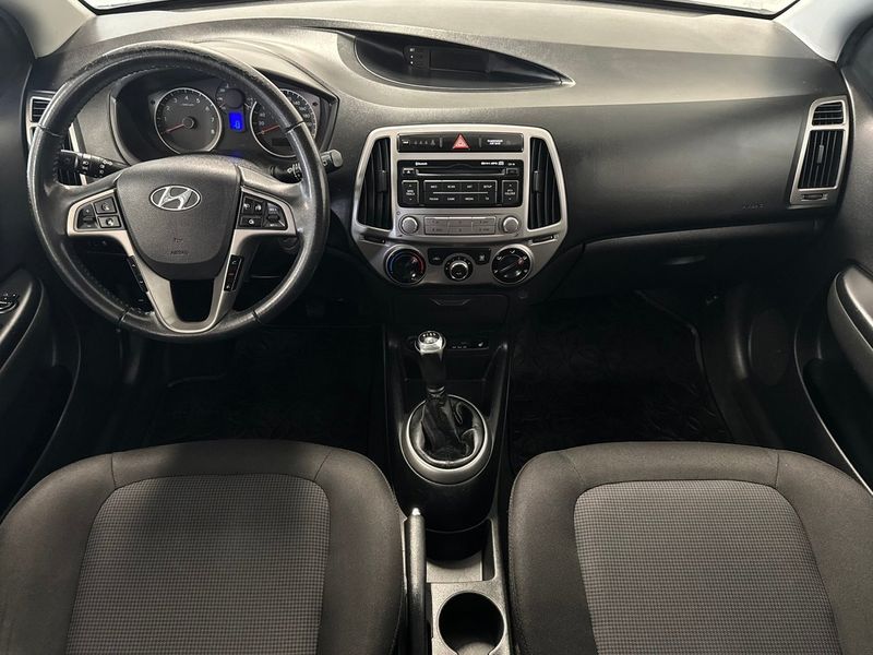 Hyundai i20 bild 9