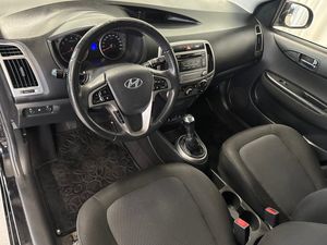 Hyundai i20 bild 8