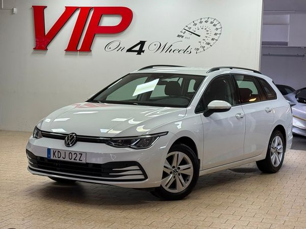 Volkswagen Golf Sportscombi 1.5 TGI Base Motorvärmare Apple-Carplay - 2024