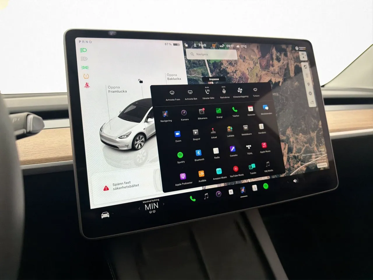 Vehicle image 21