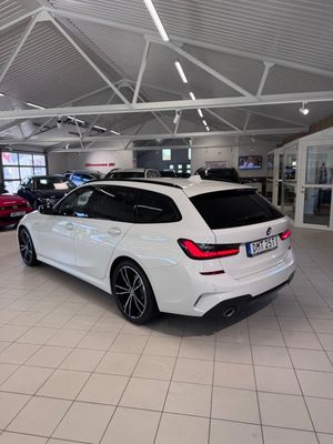 BMW 320 bild 15