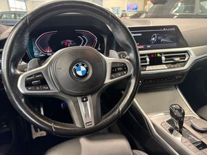 BMW 320 bild 9