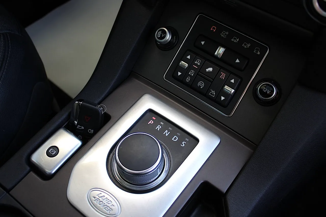 Vehicle image 30