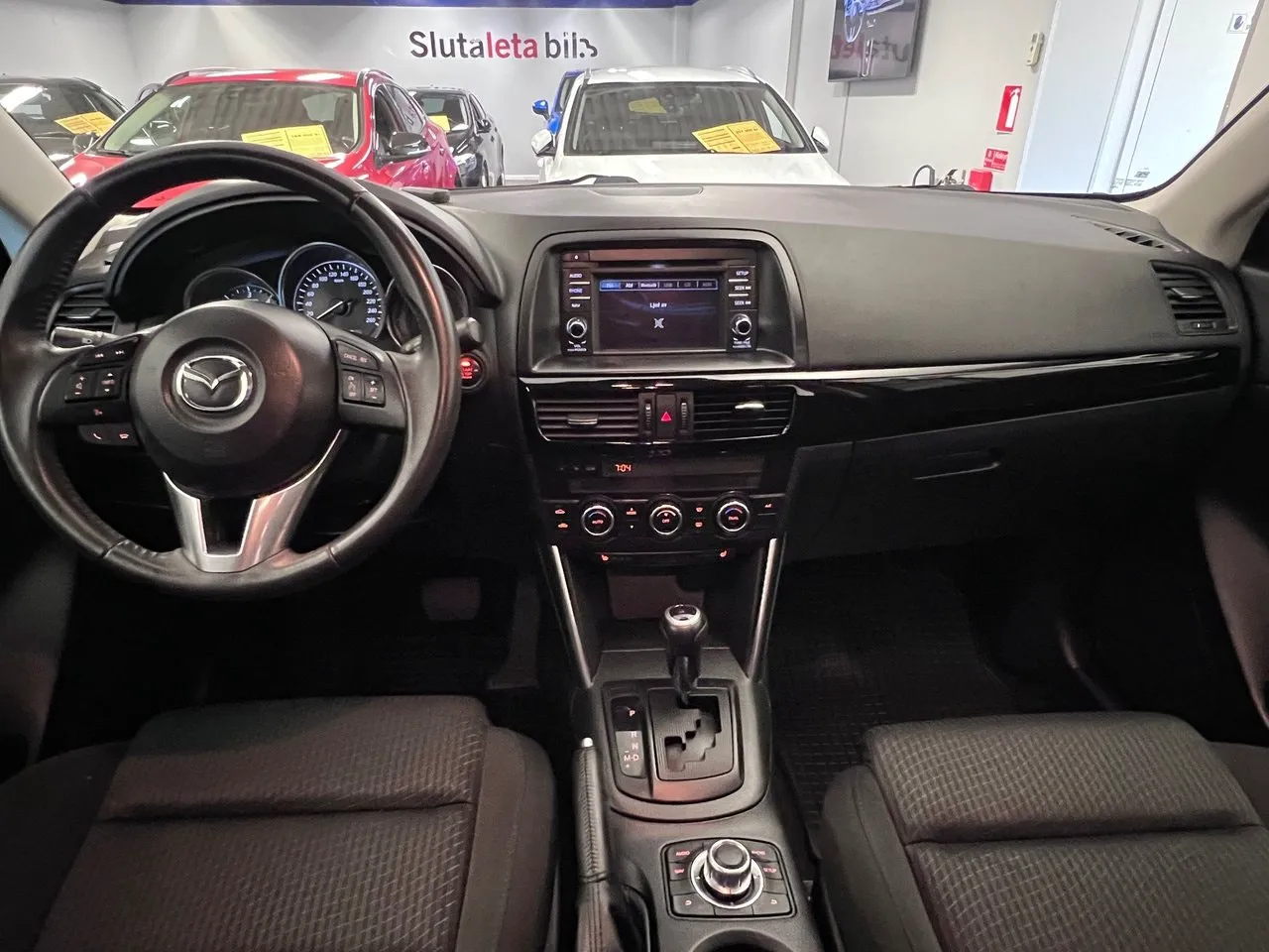 Vehicle image 12