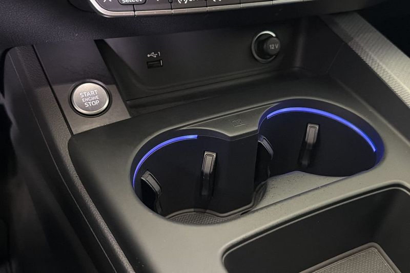Audi A4 bild 15