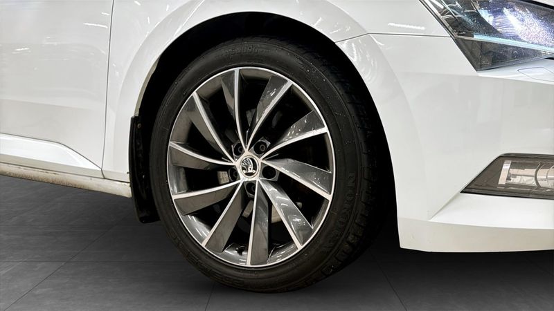 Skoda Superb bild 9
