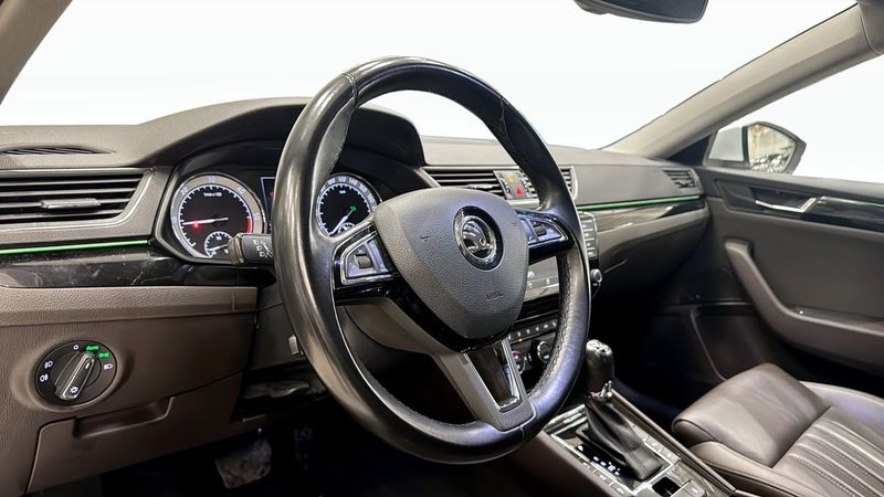 Skoda Superb bild 12