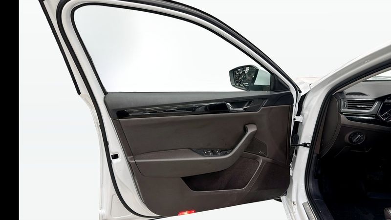 Skoda Superb bild 11