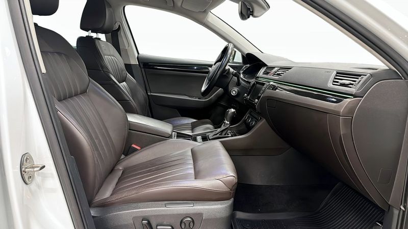 Skoda Superb bild 3