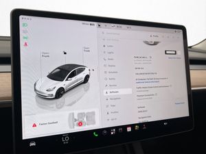 Tesla Model 3 bild 24