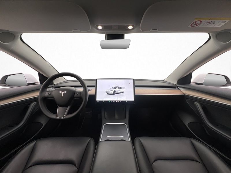 Tesla Model 3 bild 17
