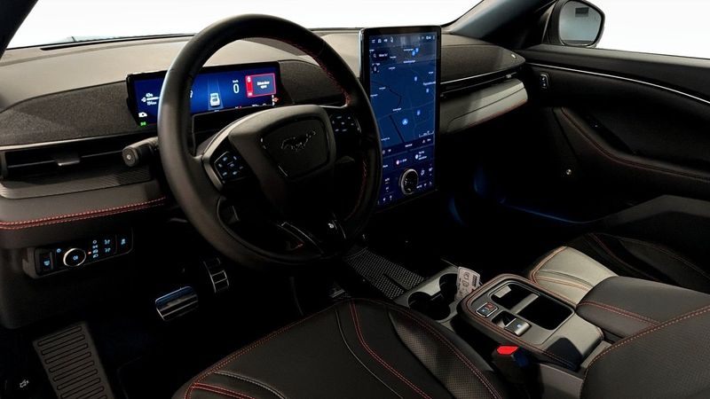 Ford Mustang Mach-E bild 11