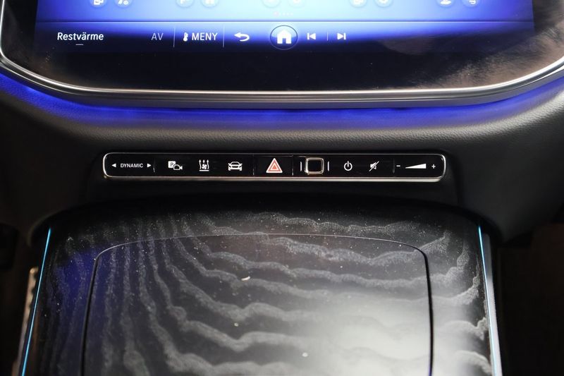 Mercedes E220 bild 24