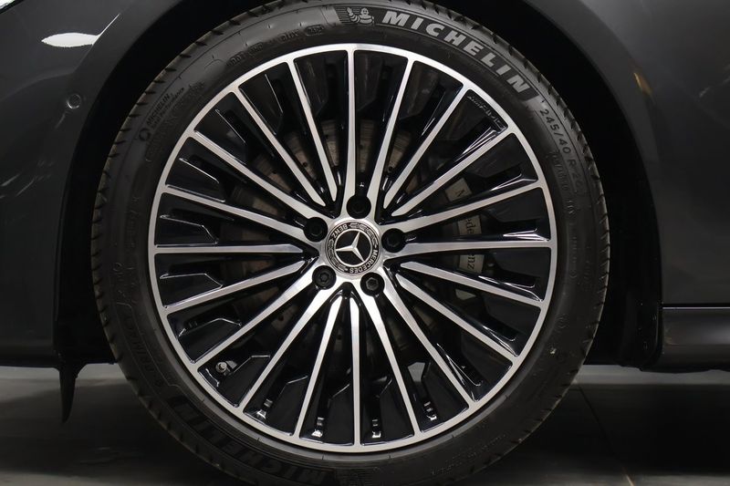 Mercedes E300 bild 6