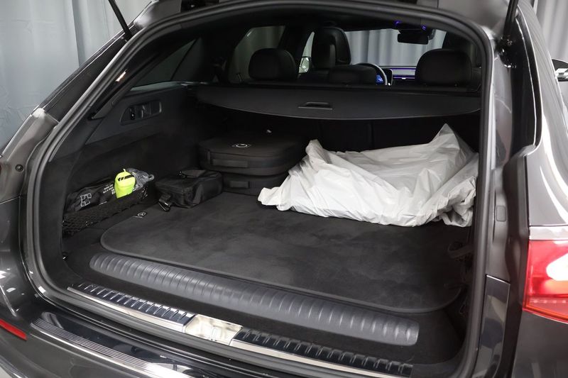 Mercedes E300 bild 13