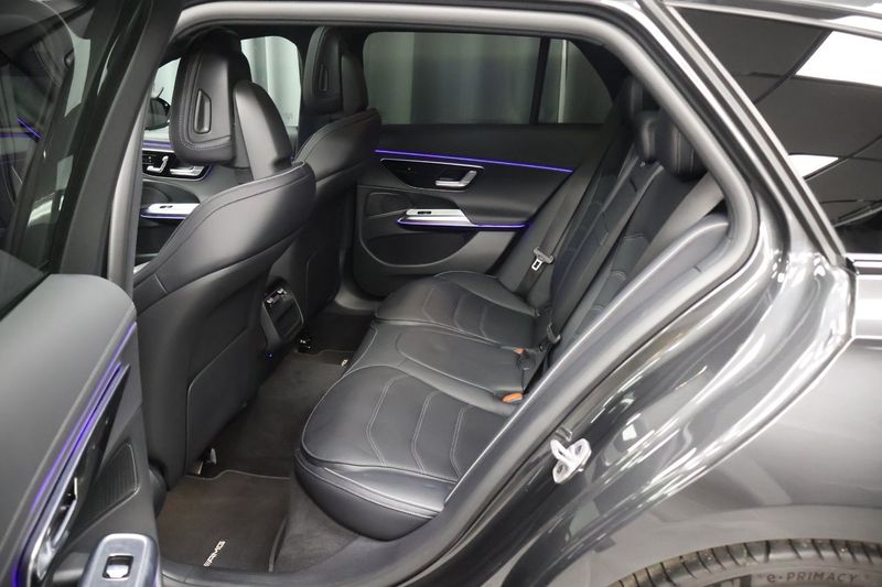 Mercedes E300 bild 12