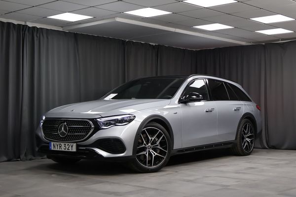 Mercedes E300 de 4MATIC All-Terrain Premium Pano Burmester Drag - 2025