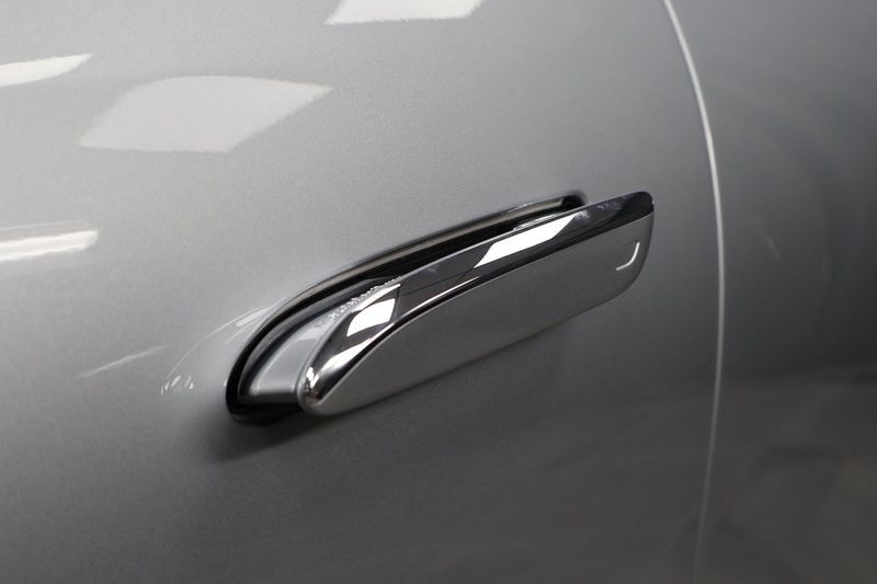 Mercedes E300 bild 15