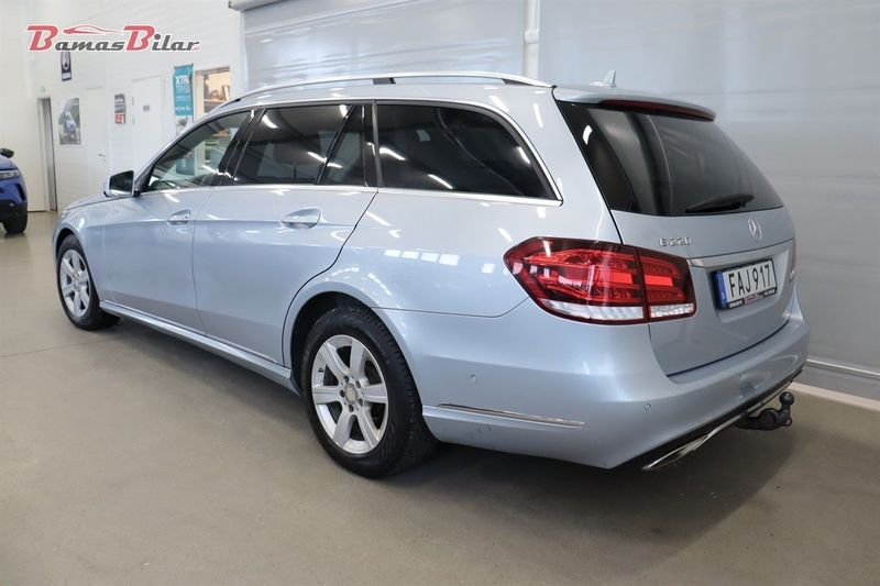 Mercedes E220 bild 3