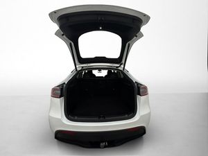 Tesla Model Y bild 10