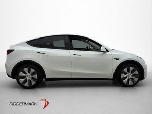Tesla Model Y bild 8