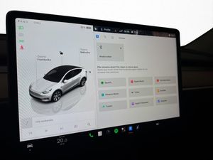 Tesla Model Y bild 21
