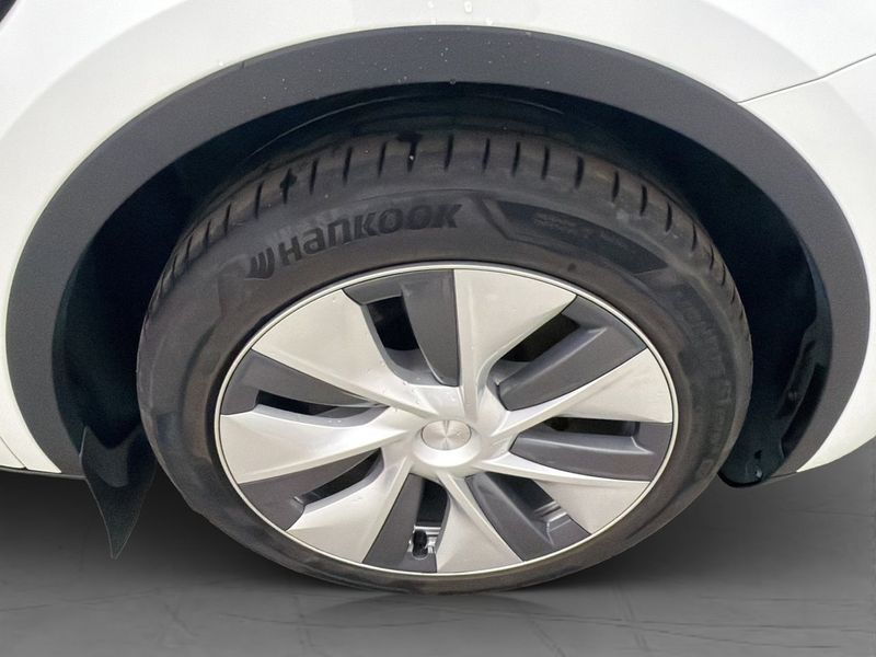 Tesla Model Y bild 29