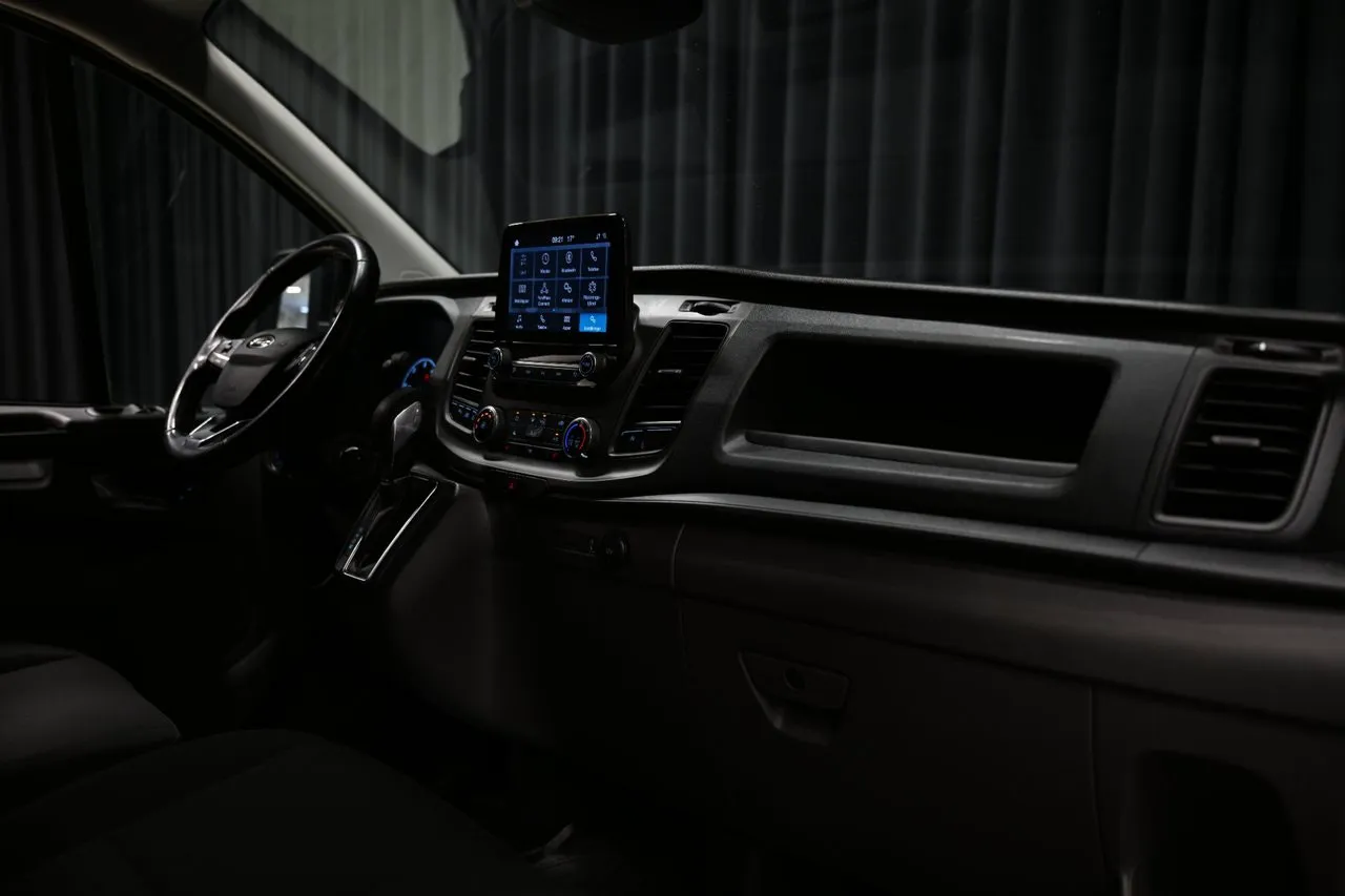 Vehicle image 31