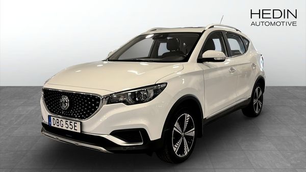 MG ZS EV LUXURY 45KWH KAMERA PANO MY21 - 2021