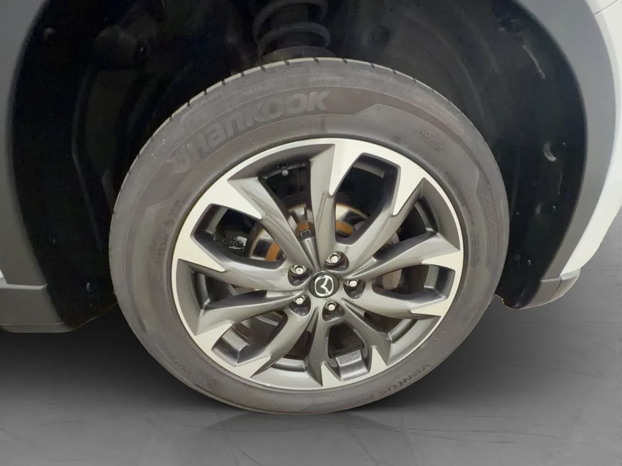 Vehicle image 35