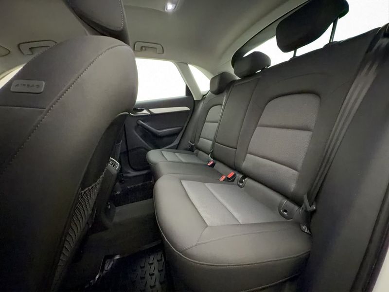 Audi Q3 bild 19