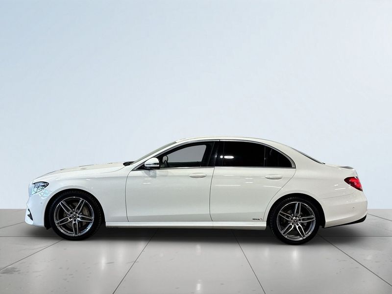 Mercedes E220 bild 4