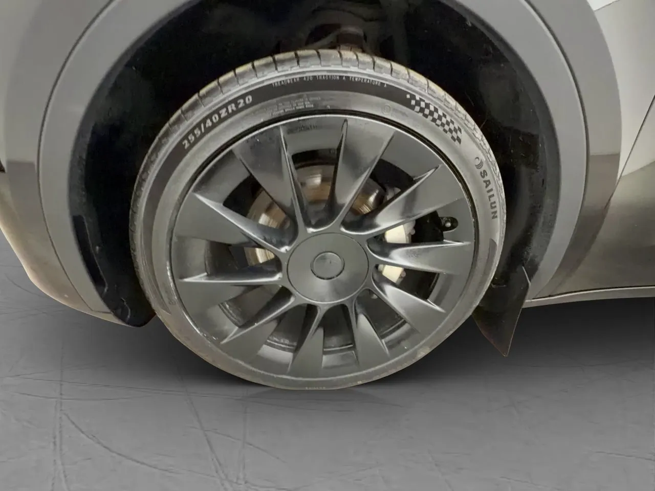 Vehicle image 30
