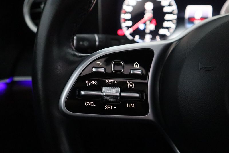 Mercedes E220 bild 16
