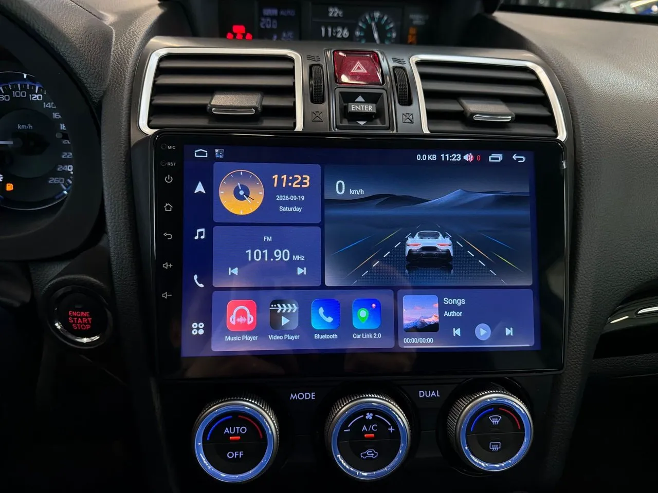 Vehicle image 18