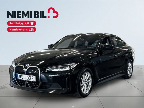 BMW i4 eDrive40 Gran Coupé83.9 kWh S&V/Backkamera/Drag/Carplay - 2024