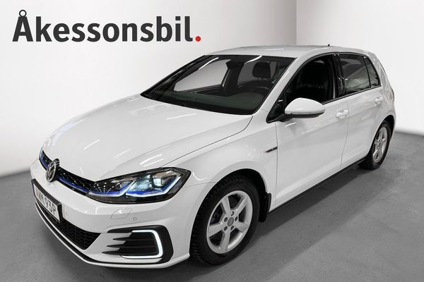 Volkswagen Golf GTE 1,4 TSI PLUGIN HYBRID 204 HK - 2020