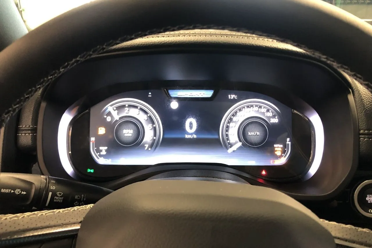 Vehicle image 21