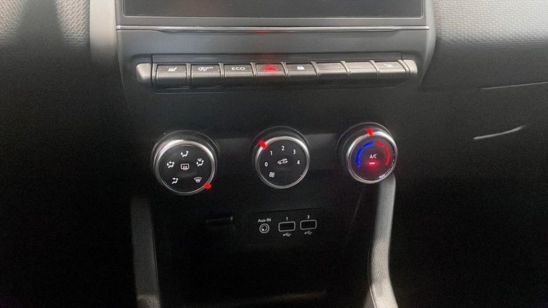 Renault Clio bild 17