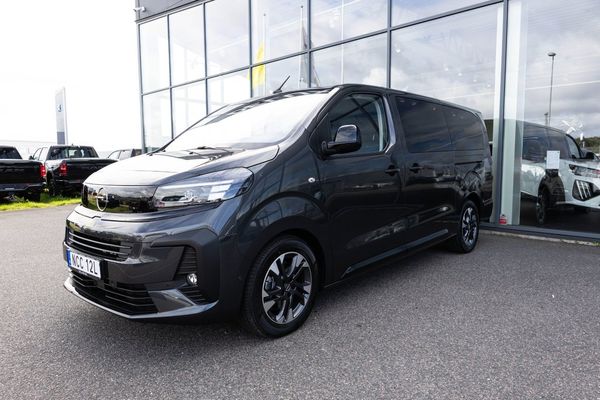 Opel Zafira 2.2 BlueHDi 180 EAT Euro 6 - 2026
