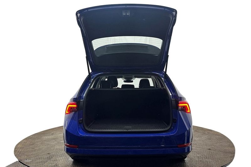 Skoda Octavia bild 8