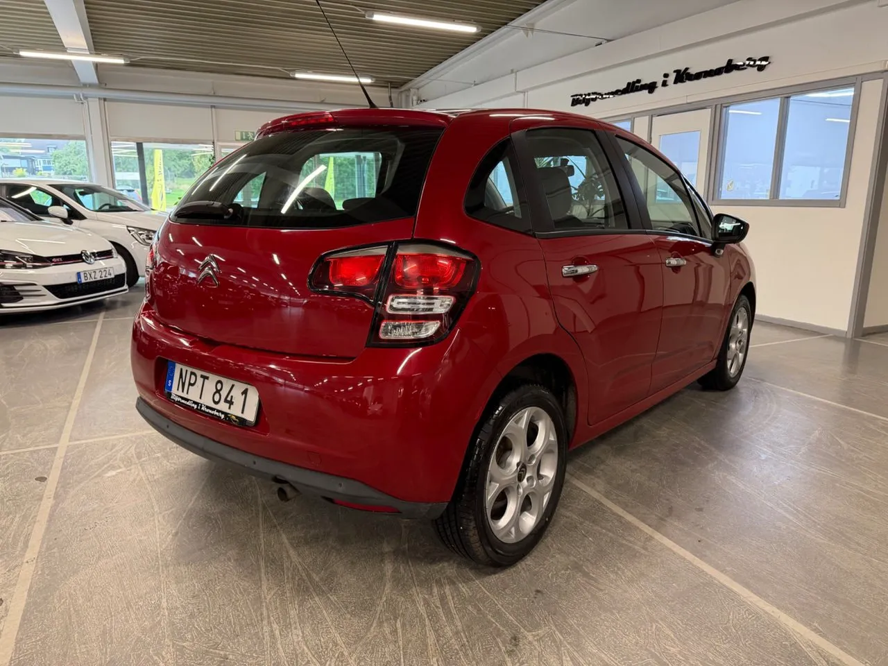 Vehicle image 2
