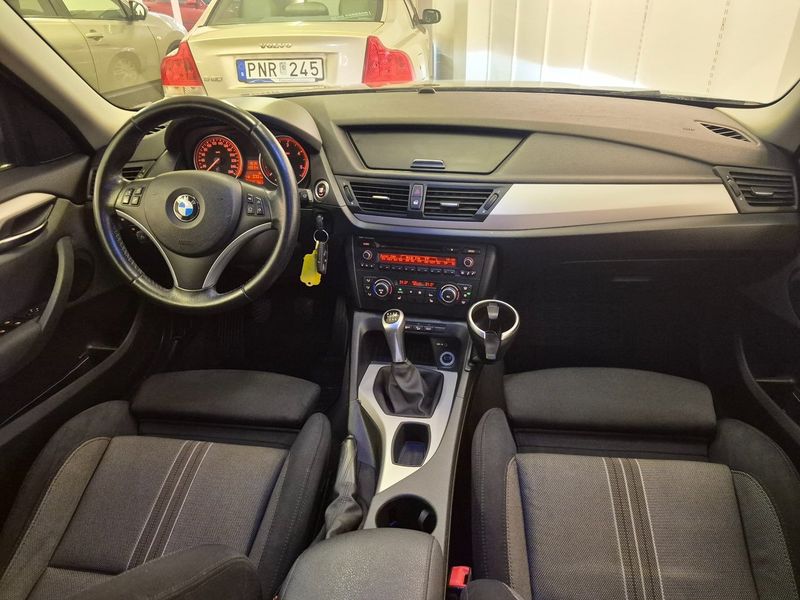 BMW X1 bild 8